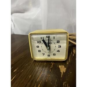 Vintage General Electric Alarm Clock Model 7369  3 1/2”. X 3” Works
